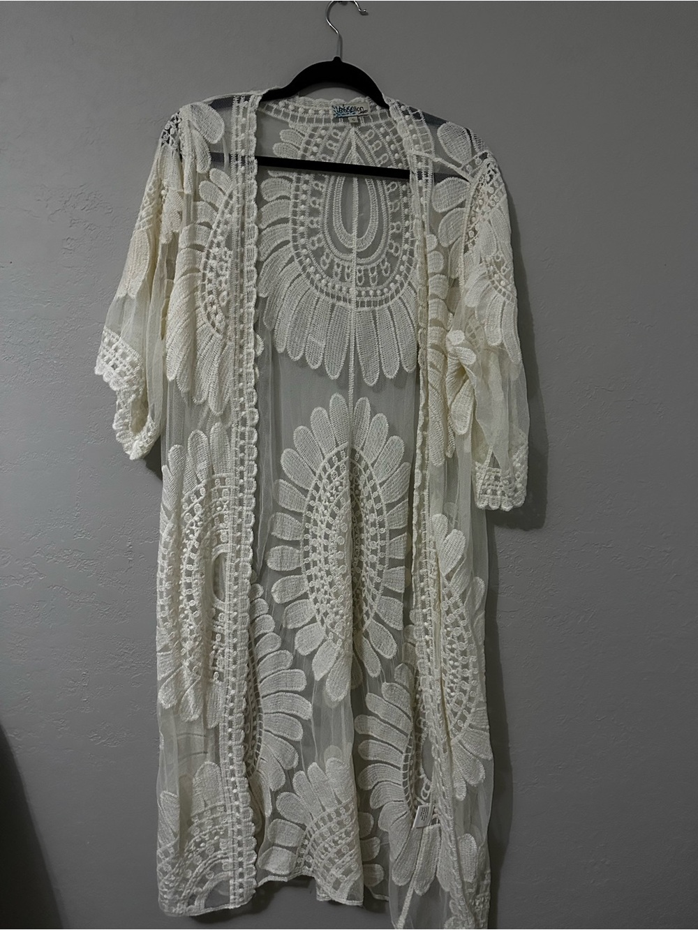 Rebellion Again Lace Kimono Cream